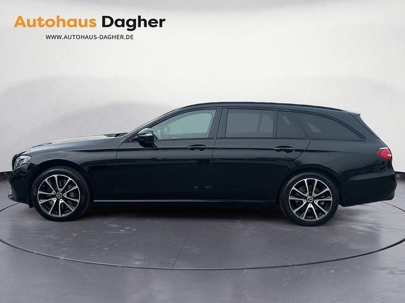 Używany Mercedes E400 Business 340 KM (250 kW) 2018 Czarny Kombi