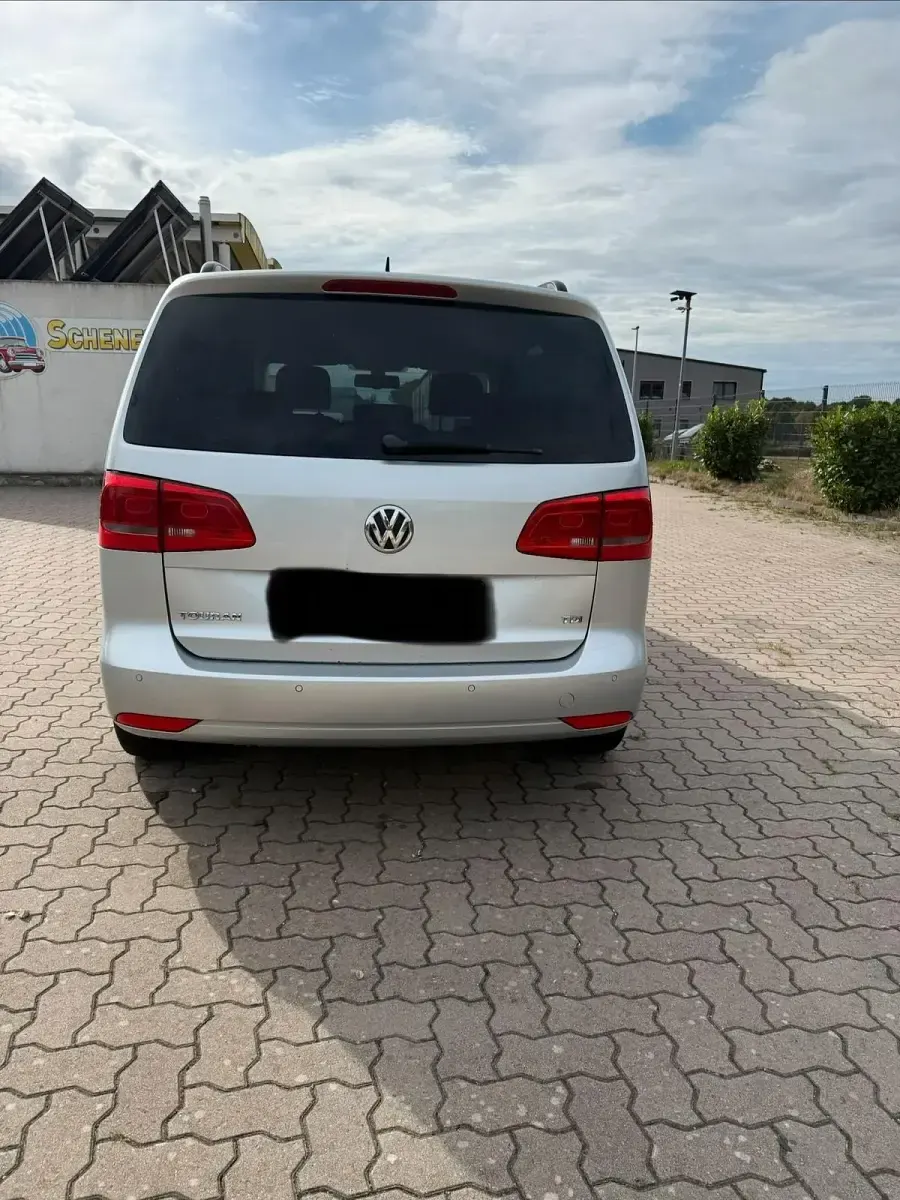 Gebraucht VW Touran 105 PS (77 kW) 2015 Grau Van / Kleinbus
