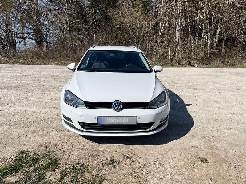 Gebraucht VW Golf VII Allstar 110 PS (80 kW) 2016 Weiß Kombi