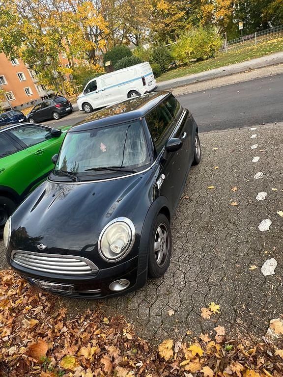Gebraucht Mini ONE 95 PS (69 kW) 2009 Schwarz Kleinwagen