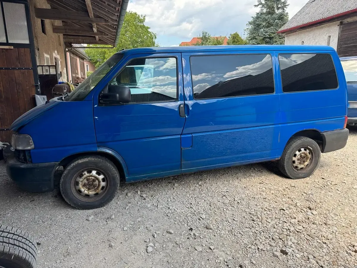 Gebraucht VW T4 102 PS (75 kW) 1999 Blau Van