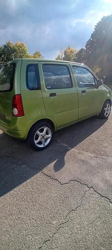 Gebraucht Opel Agila 65 PS (47 kW) 2000 Grün Van / Kleinbus