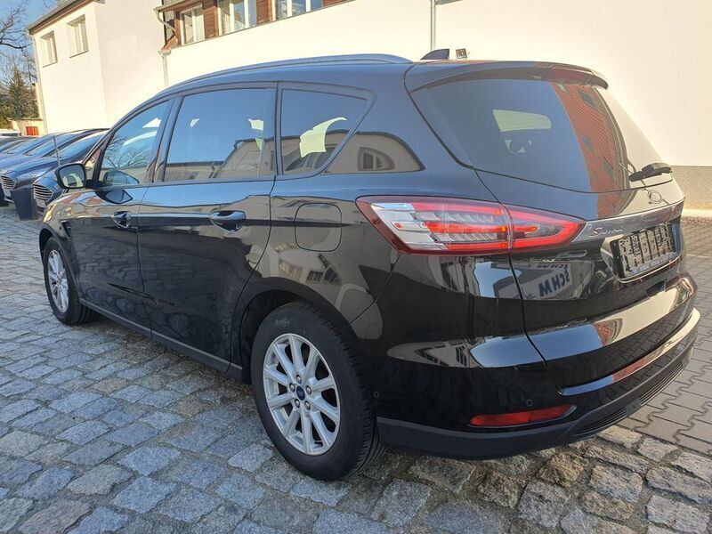 Gebraucht Ford S-MAX Trend 150 PS (110 kW) 2021 Obsidianschwarz metallic Van / Kleinbus