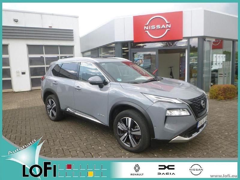 Grau Gebraucht 2024 Nissan X-Trail Tekna+ SUV | 45.450 € - Bild 1/4