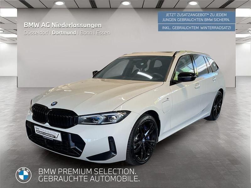 Weiß Gebraucht 2024 BMW 330e M Sport Kombi | 50.499 € (Teuer) - Bild 1/2