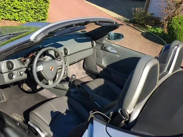 Gebraucht Porsche Boxster 240 PS (176 kW) 2005 Silber Cabrio
