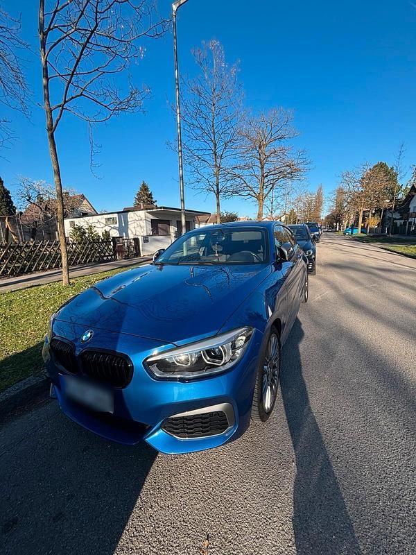 Blau Gebraucht 2017 BMW M140 M Sport Coupé | 27.999 € (Fairer Preis) - Bild 1/4