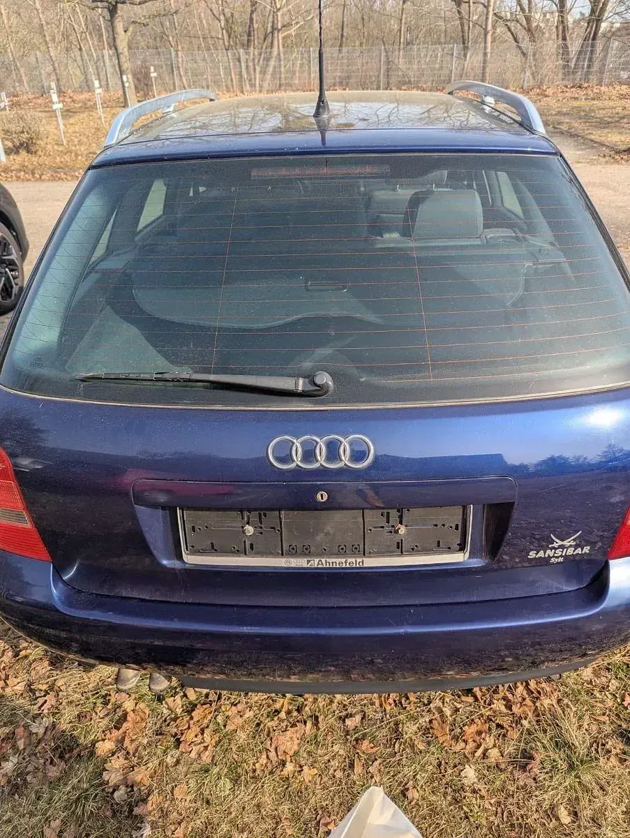 Gebraucht Audi A4 110 PS (80 kW) 1999 Blau Kombi