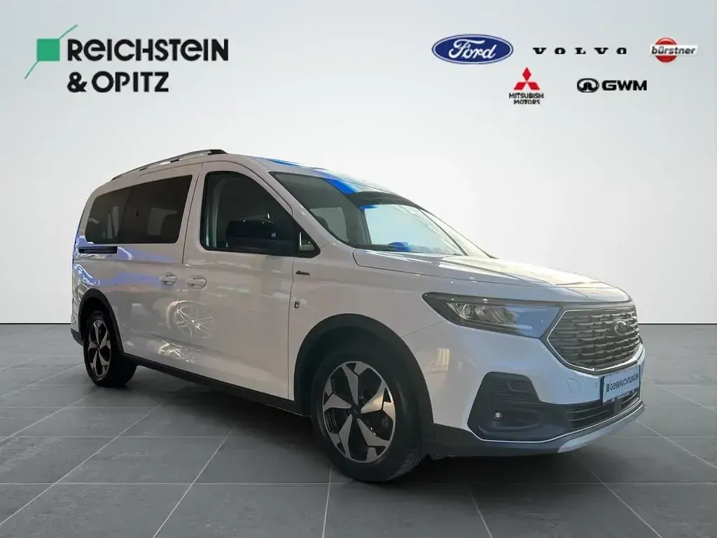 Gebraucht Ford Grand Tourneo Connect Active 122 PS (89 kW) 2023 Weiß Van / Kleinbus
