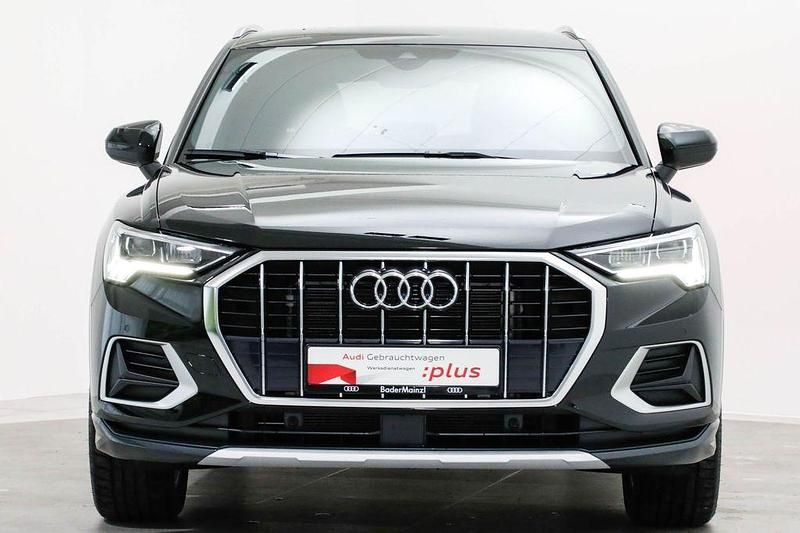 Gebraucht Audi Q3 S-Line 150 PS (110 kW) 2025 Mythosschwarz metallic SUV