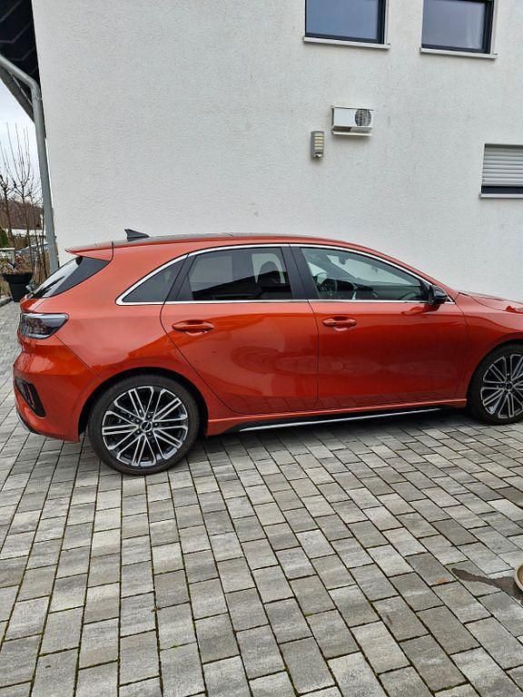 Gebraucht Kia Ceed GT-Line 140 PS (102 kW) 2024 Orange Kleinwagen