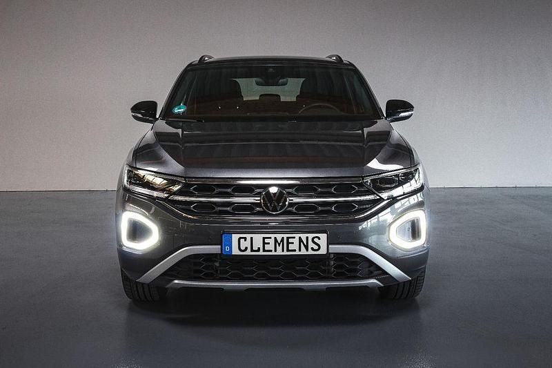 Gebraucht VW T-Roc Move 150 PS (110 kW) 2024 Grau SUV