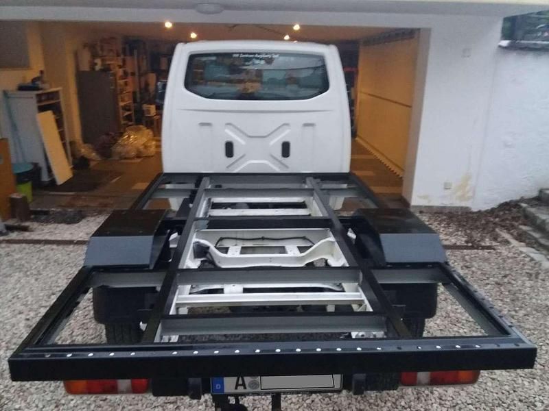 Weiß Gebraucht 2005 VW T5 Van | 12.200 € (Teuer) - Bild 1/4