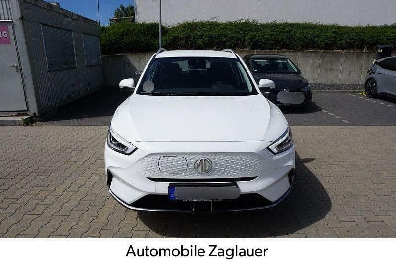 Weiß Gebraucht 2023 MG ZS Comfort Limousine | 17.990 € (Guter Preis) - Bild 1/4
