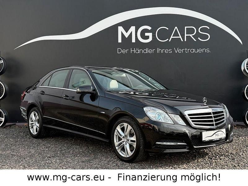 Gebraucht Mercedes E200 Avantgarde 184 PS (135 kW) 2011 Schwarz Limousine