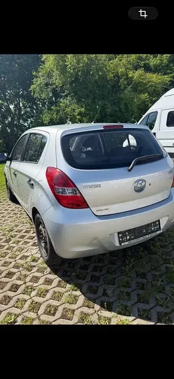 Gebraucht Hyundai i20 Classic 77 PS (56 kW) 2009 Silber Kleinwagen