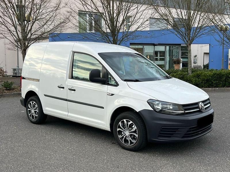 Gebraucht VW Caddy Trendline 102 PS (75 kW) 2016 Weiß Van / Kleinbus