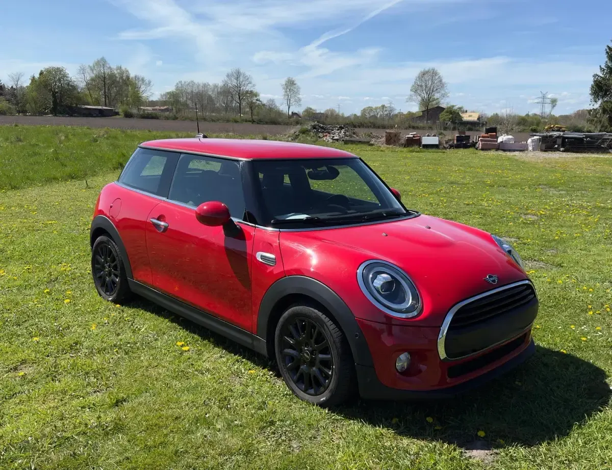 Gebraucht Mini ONE Pepper 102 PS (75 kW) 2018 Rot Kleinwagen