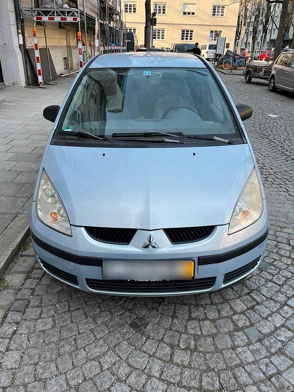 Gebraucht Mitsubishi Colt 75 PS (55 kW) 2005 Silber Kleinwagen