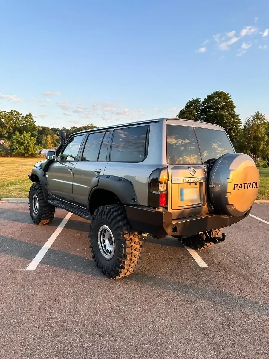 Gebraucht Nissan Patrol 407 PS (299 kW) 2004 Grau SUV