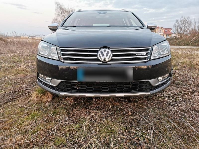 Gebraucht VW Passat 177 PS (130 kW) 2014 Schwarz Limousine