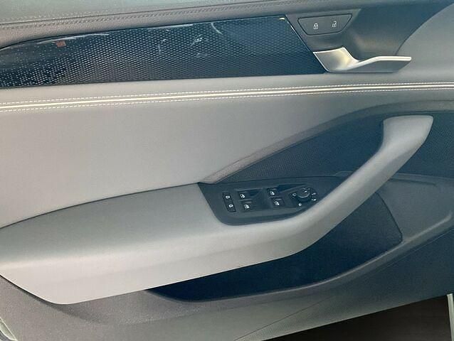 Gebraucht VW Passat Business 150 PS (110 kW) 2024 Grenadillschwarz Kombi