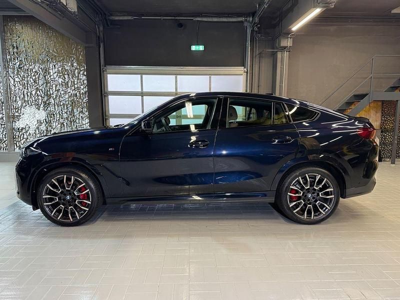 Gebraucht BMW X6 M Sport 381 PS (280 kW) 2023 Schwarz SUV