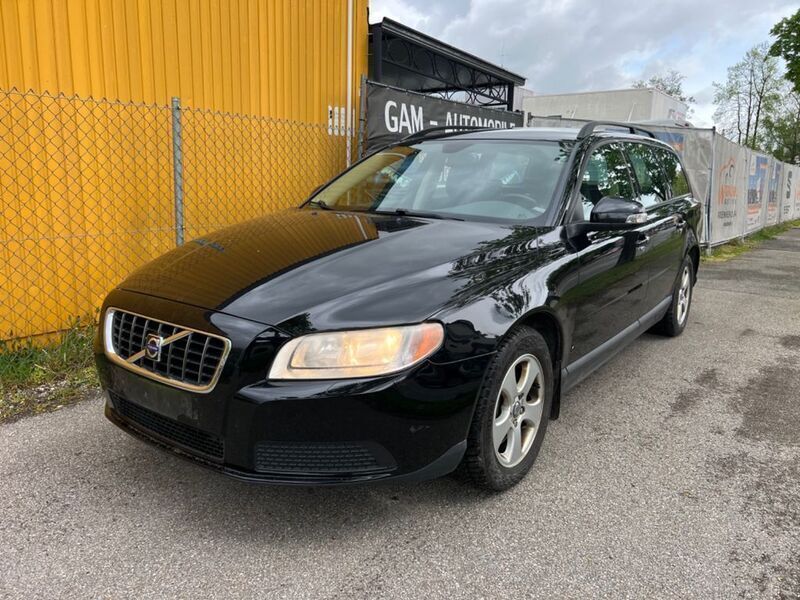 Schwarz Gebraucht 2008 Volvo V70 Kinetic Kombi | 2.650 € (Superpreis) - Bild 1/4