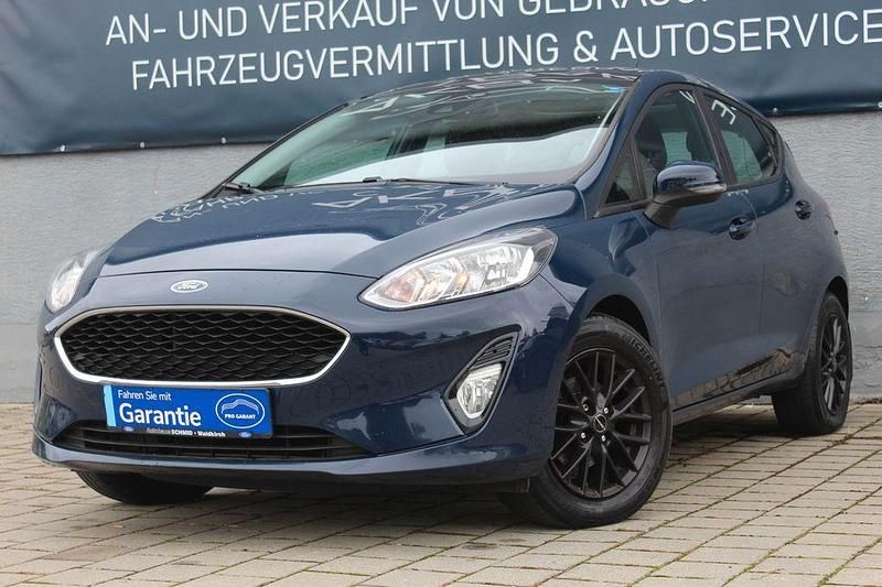 Blau Gebraucht 2018 Ford Fiesta Cool & Connect Kleinwagen | 6.790 € (Fairer Preis) - Bild 1/4