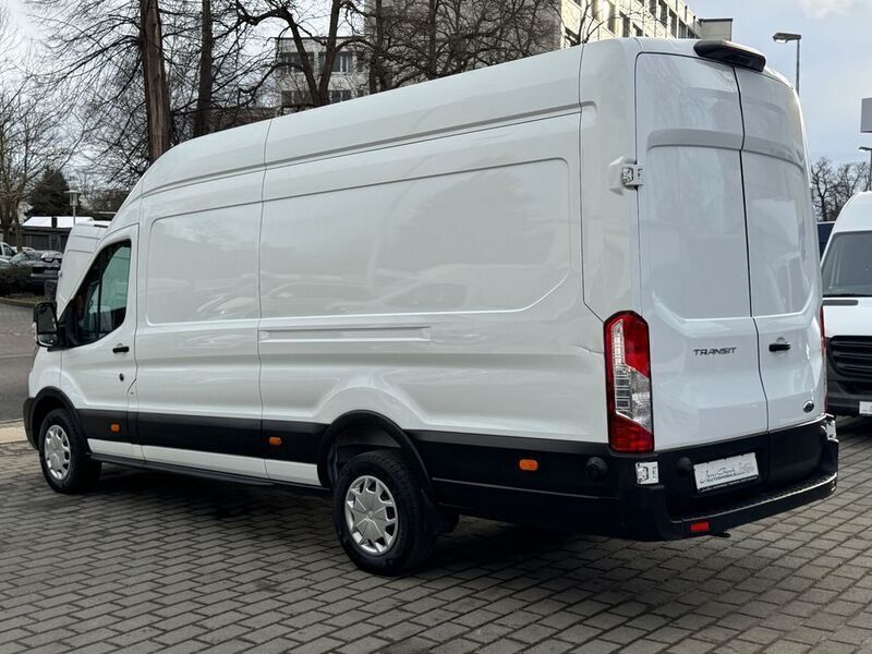 Gebraucht Ford Transit 131 PS (96 kW) 2022 Weiß Limousine