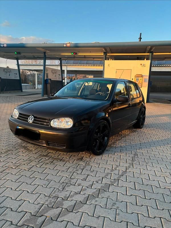 Gebraucht VW Golf IV 75 PS (55 kW) 2000 Schwarz Kleinwagen