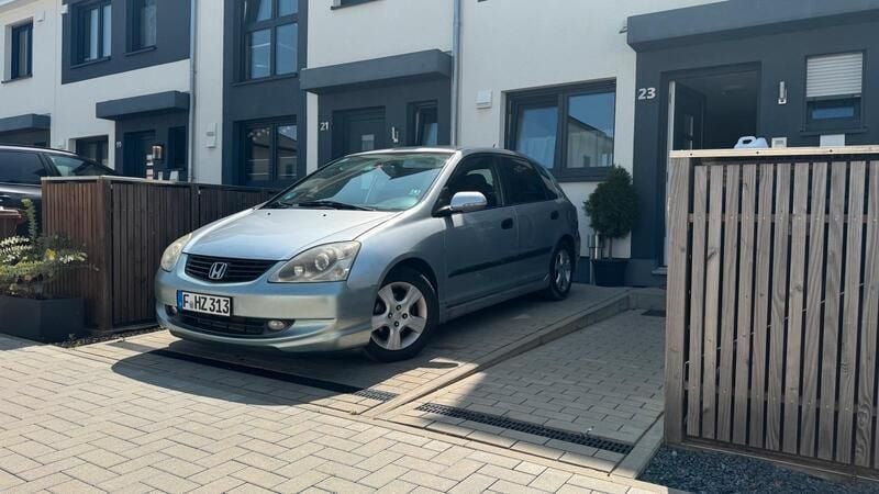 Silber Gebraucht 2005 Honda Civic Coupé | 1.700 € (Guter Preis) - Bild 1/4