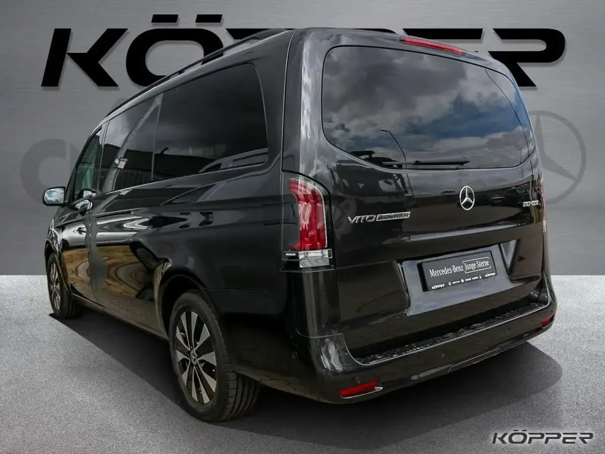 Gebraucht Mercedes Vito 190 PS (139 kW) 2025 Grau Van