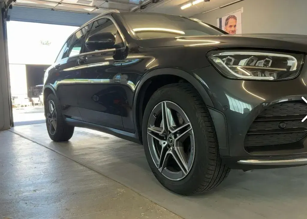 Gebraucht Mercedes GLC200 197 PS (144 kW) 2022 Grafitgrau  lack SUV