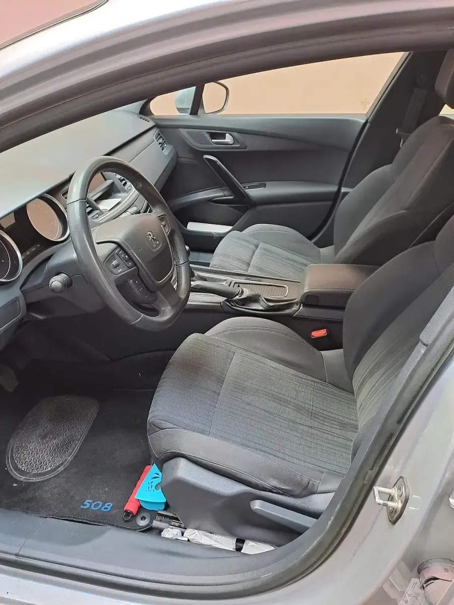 Gebraucht Peugeot 508 SW Access 116 PS (85 kW) 2014 Grau Kombi
