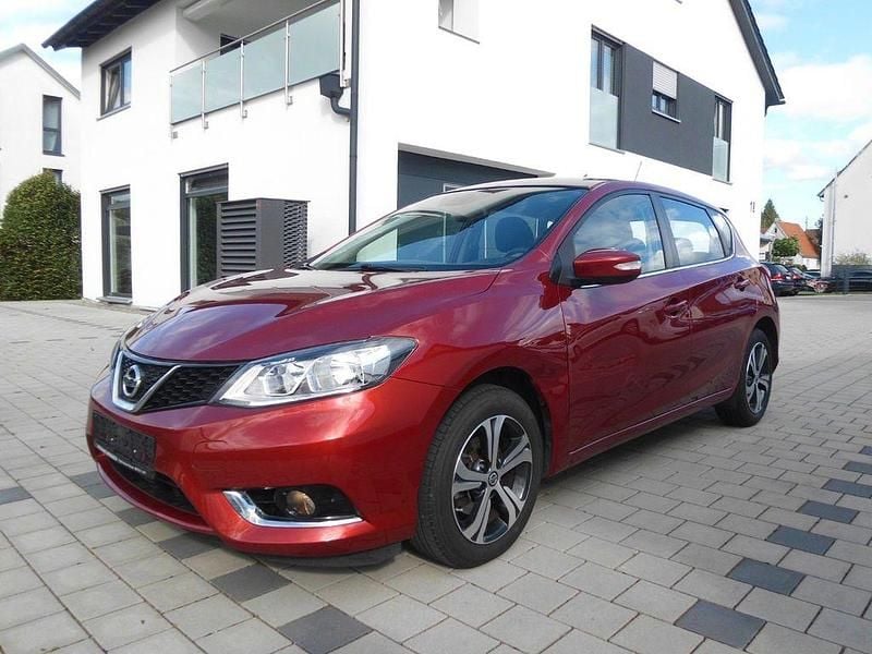 Rot Gebraucht 2015 Nissan Pulsar Acenta Limousine | 4.490 € (Superpreis) - Bild 1/4