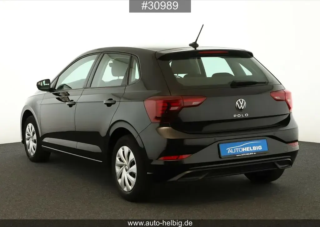 Gebraucht VW Polo Life 95 PS (69 kW) 2023 Deep black perleffekt Kleinwagen