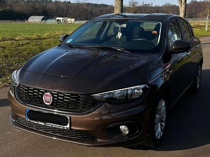 Braun Gebraucht 2020 Fiat Tipo Lounge Kombi | 12.500 € (Fairer Preis) - Bild 1/4