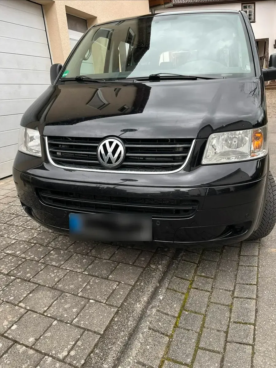 Gebraucht VW Multivan 102 PS (75 kW) 2007 Schwarz Van / Kleinbus