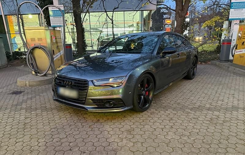 Grau Gebraucht 2017 Audi A7 Competition Kleinwagen | 34.500 € (Teuer) - Bild 1/4