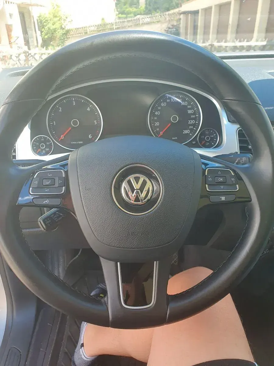 Gebraucht VW Touareg Exclusive 262 PS (192 kW) 2015 Silber SUV