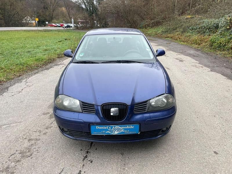 Blau Gebraucht 2005 Seat Ibiza Limousine | 2.800 € (Teuer) - Bild 1/4