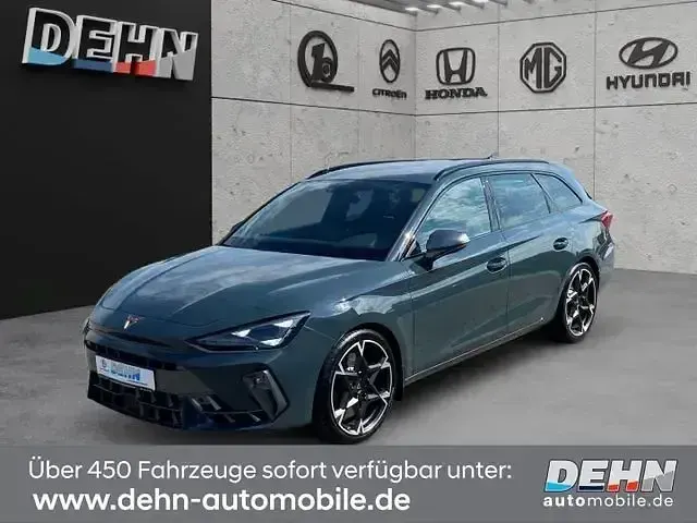 Używany Cupra Leon VZ 333 KM (244 kW) 2025 Niebieski Kombi