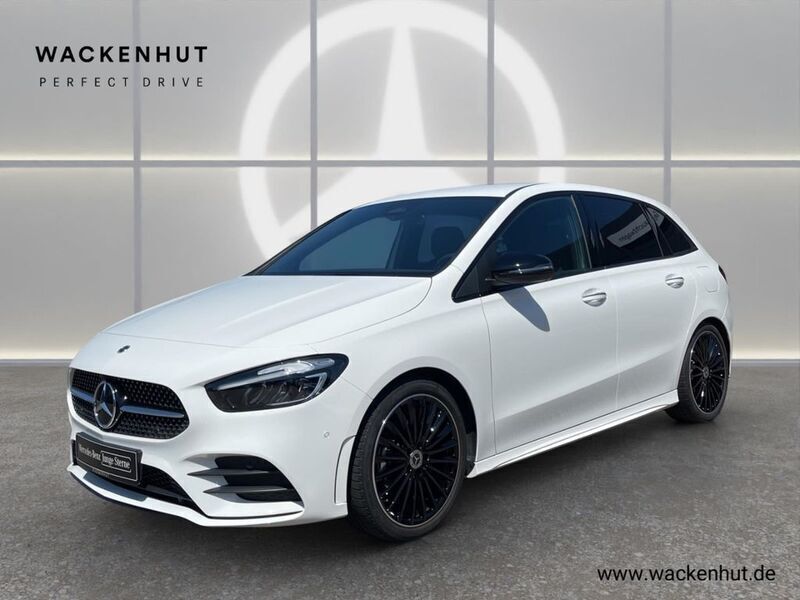 Weiss Gebraucht 2024 Mercedes B200 AMG Van / Kleinbus | 34.899 € (Fairer Preis) - Bild 1/4