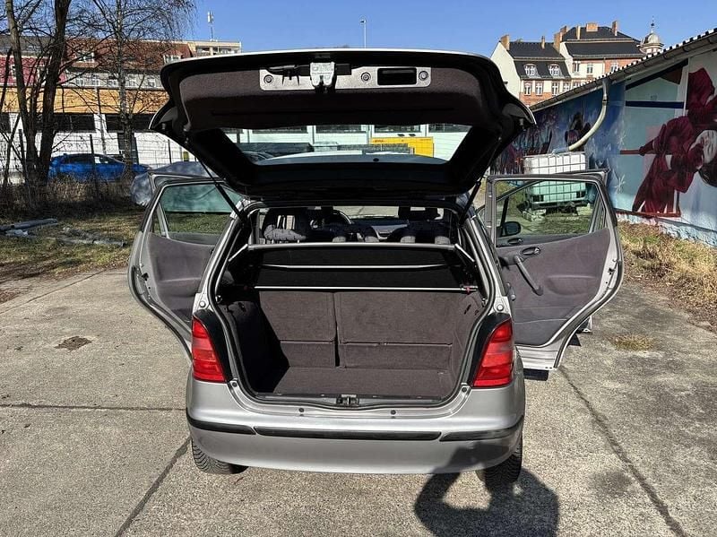 Gebraucht Mercedes A160 Avantgarde 102 PS (75 kW) 2000 Limousine