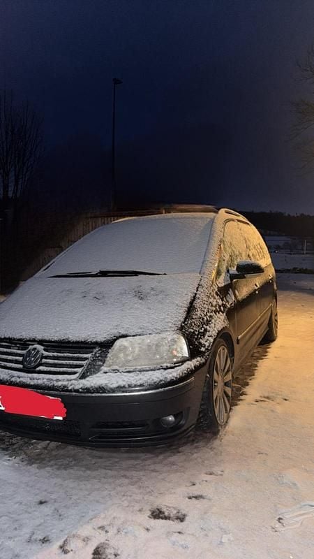 Gebraucht VW Sharan 131 PS (96 kW) 2005 Schwarz Van / Kleinbus