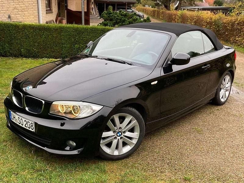 Gebraucht BMW 118 Cabriolet Comfort Edition 143 PS (105 kW) 2011 Schwarz Cabrio