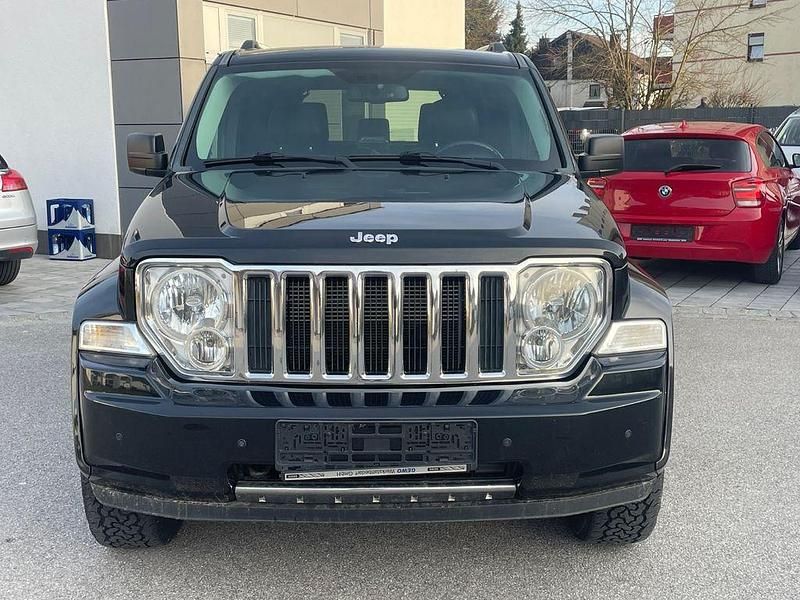 Gebraucht Jeep Cherokee Limited 177 PS (130 kW) 2010 Schwarz SUV