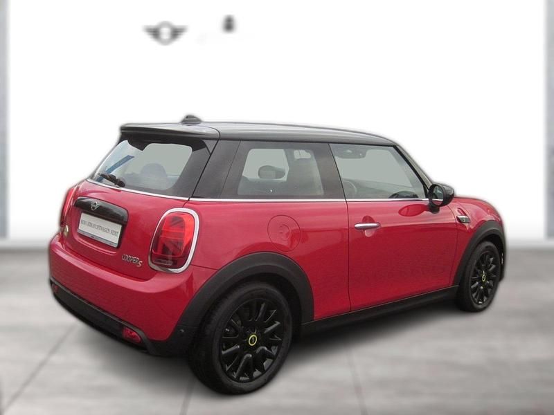 Gebraucht Mini Cooper SE Classic 135 kW (184 PS) 2023 Rot Kleinwagen