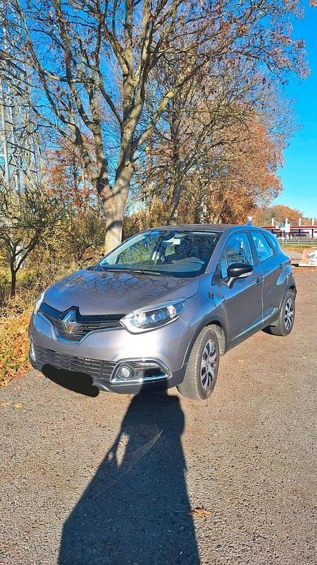 Second-hand Renault Captur 120 CP (88 kW) 2017 Gri SUV